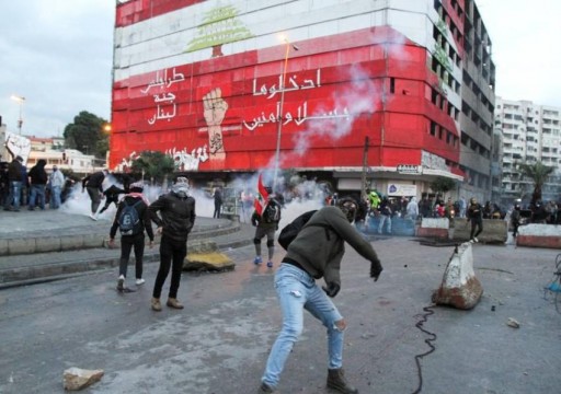 عشرات المحتجين يغلقون معبرا حدوديا بين السودان وإثيوبيا