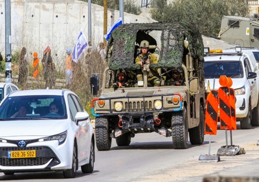 إصابة إسرائيلي بإطلاق نار في الأغوار والاحتلال يحاصر أريحا ويعزز قواته بالضفة