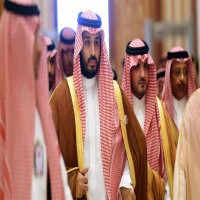 صحيفة فرنسية تتساءل عن سرّ اختفاء وليّ العهد السعودي