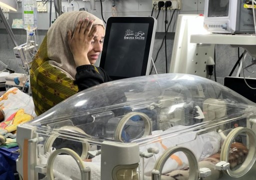 بعد وفاة أطفال بمستشفيات غزة.. حماس: المجتمع الدولي يخفق في حماية الإنسانية