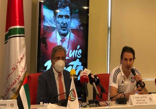 مدرب "الأبيض" الجديد يأمل بقيادة المنتخب لكأس العالم 2022