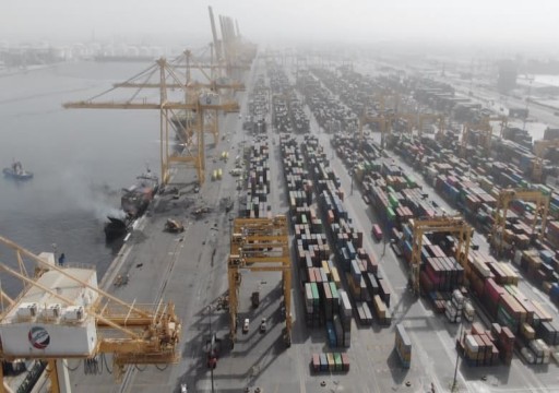 "موانئ دبي" تؤكد استمرار جميع العمليات بميناء جبل علي رغم سوء الأحوال الجوية