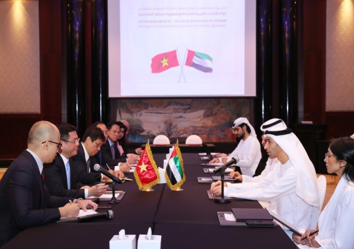 الإمارات تبدأ محادثات مع فيتنام للتوصل لشراكة اقتصادية شاملة