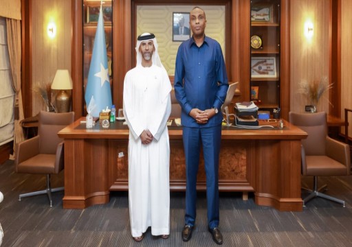 الإمارات تؤكد دعمها لسيادة الصومال ووحدة أراضيه