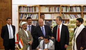 اتفاق مبدئي في اليمن على تشكيل حكومة كفاءات وطنية بدلا عن المحاصصة 