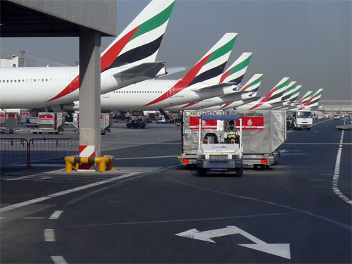 "دبي ورلد سنترال" يوقع اتفاقية لإقامة منشأة طلاء طائرات