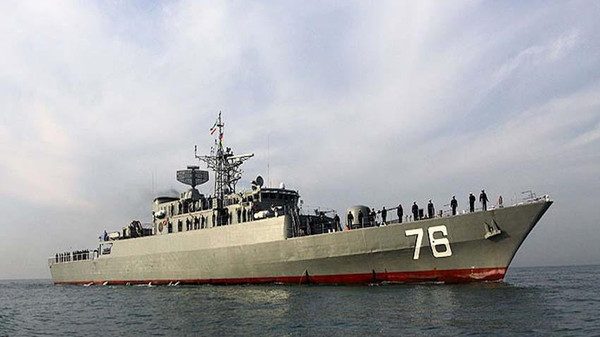 إيران ترسل قطعاً حربية إلى خليج عدن
