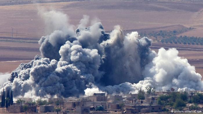 الأوبزرفر: مرتزقة بريطانيون يقاتلون "داعش" مع الأكراد بكوباني 